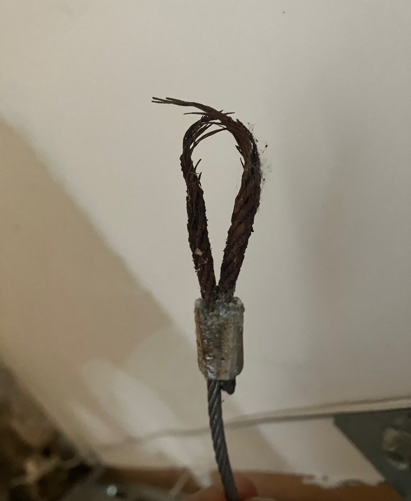 Cable End Detail - Pronto Garage Door Repair Minneapolis